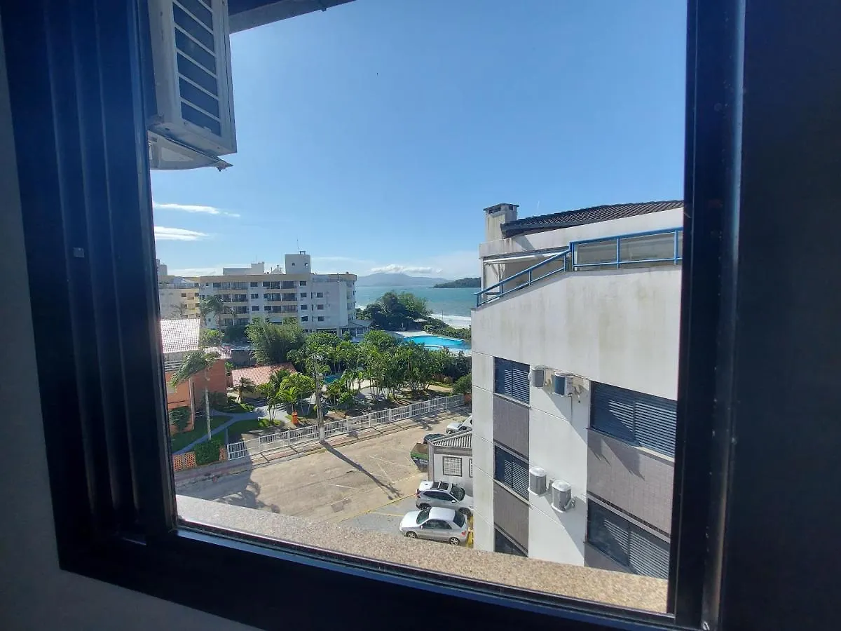 C133 Aconchegante Cobertura Em Condominio De Frente Para O Mar Na Praia De Canasvieiras Florianópolis 0*,  Brazília